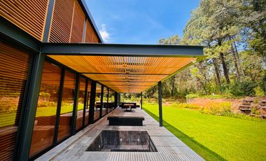 CASA EN PREVENTA EN VALLE DE BRAVO ZONA DE BOSQUE A SOLO 10 MINUTOS DE AVANDARO