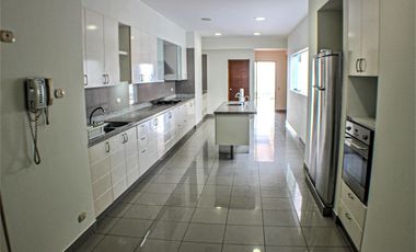 VENDO TRIPLEX 783M2 MALECON PAUL HARRIS BARRANCO