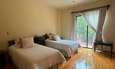 R310 Residencia en venta 4 recamaras Club Campestre Morelia