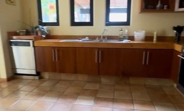 R310 Residencia en venta 4 recamaras Club Campestre Morelia