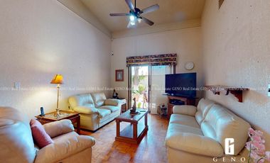 CASA EN VENTA DE UNA PLANTA CON PANELES SOLARES Y JARDIN FRONTAL + TRASERO
