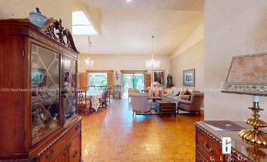 CASA EN VENTA DE UNA PLANTA CON PANELES SOLARES Y JARDIN FRONTAL + TRASERO