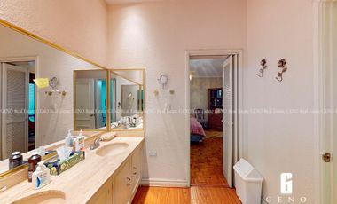 CASA EN VENTA DE UNA PLANTA CON PANELES SOLARES Y JARDIN FRONTAL + TRASERO