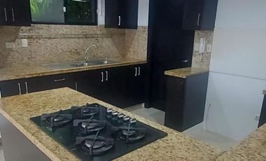 Samborondon, Renta de Departamento 3 Dormitorios sin mueble Vista Al Rio