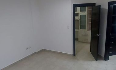 Samborondon, Renta de Departamento 3 Dormitorios sin mueble Vista Al Rio