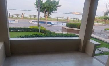 Samborondon, Renta de Departamento 3 Dormitorios sin mueble Vista Al Rio