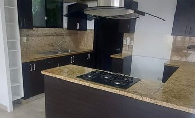 Samborondon, Renta de Departamento 3 Dormitorios sin mueble Vista Al Rio