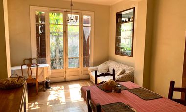 Se Vende Casa 2 Pisos, no pareada en Ñuñoa 5 Dormitorios 3 Baños Pscina