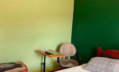 Se Vende Casa 2 Pisos, no pareada en Ñuñoa 5 Dormitorios 3 Baños Pscina