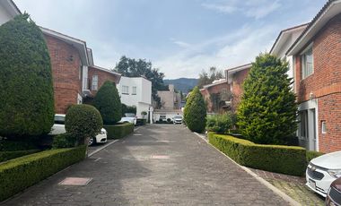 Casa Venta San Jerónimo 3 Recámaras, 3 Baños, Sala de Tv, Estudio 3 Autos