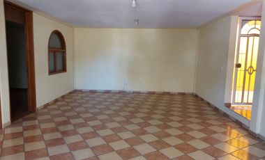 Remate!!! de Edificio en VENTA excelente zona con todos los servicios.