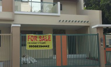 For Sale 3 Storey with 4 Bedrooms and 2 Car Garage House and Lot in Teachers Village, QC PH2659