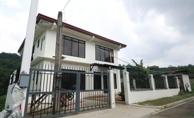 Brand New House and Lot For Sale w/ 4 Bedrooms & 2 Car Garage in Antipolo, City. PH2577