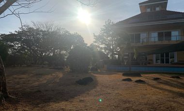 OCEAN VIEW HOUSE AND LOT WITH POOL ID 14894