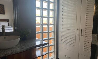 OCEAN VIEW HOUSE AND LOT WITH POOL ID 14894