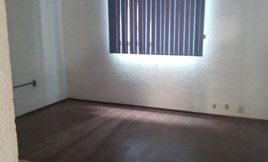 CASA EN RENTA PARA OFICINAS, CLINICA O CONSULTORIO EN BENITO JUAREZ