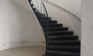 CASA EN RENTA PARA OFICINAS, CLINICA O CONSULTORIO EN BENITO JUAREZ