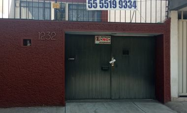 CASA EN RENTA PARA OFICINAS, CLINICA O CONSULTORIO EN BENITO JUAREZ
