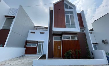 Rumah Ready Stok Kota Bandung Dekat ITB Ganesha 2 Lantai Murah