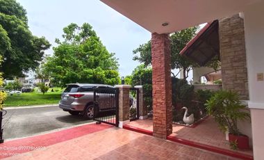 3Br+1 Furnished House for rent in South Forbes Villas     70k a month