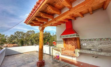 Casa Nueva  4 Recamaras TERRAZA  Asador terraza Patzcuaro cerca de la plaza Roof Garden