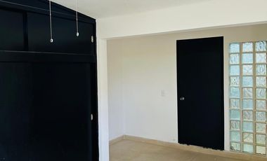 Casa en Renta en San Salvador Tizatlalli