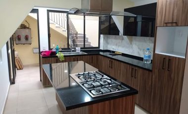 Casa en Renta en San Salvador Tizatlalli