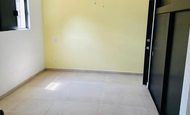 Casa en Renta en San Salvador Tizatlalli