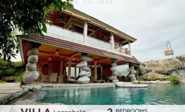 Leasehold 25 years Villa separate of 3 buildsings  with a designer swimming pool and sauna, surrounded by rice fields and mountain view in Ubud Bali