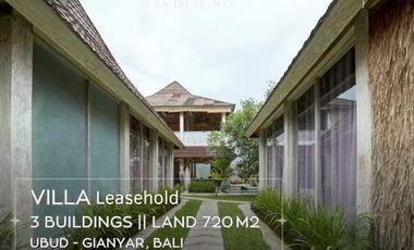 Leasehold 25 years Villa separate of 3 buildsings  with a designer swimming pool and sauna, surrounded by rice fields and mountain view in Ubud Bali