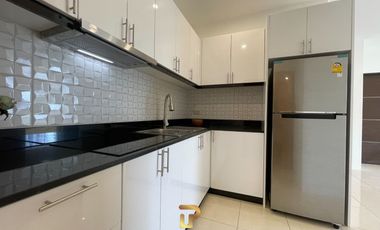 Upgraded 2 Bedroom Unit At Nordic Park Hill - Patamnak Soi 4