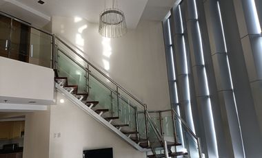 For Sale / For Lease Bi-Level Penthouse Unit in One Central, Makati City