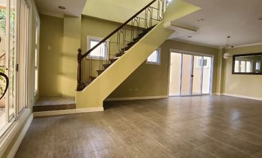 Townhouse for Sale or Rent in Cebu City, 4 Bedroom, gated in Lahug near JY Square mall.