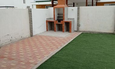 CASA EN VENTA, SANTA ELENA SECTOR PUNTA BLANCA, URB. RADISSON BLU, $150.000 NEGOCIABLES.