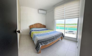 CASA EN VENTA, SANTA ELENA SECTOR PUNTA BLANCA, URB. RADISSON BLU, $150.000 NEGOCIABLES.