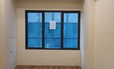 The 1-Bedroom Unit for Sale in Hollywood Suites near Robinsons Place, Manila