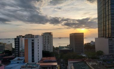 The 1-Bedroom Unit for Sale in Hollywood Suites near Robinsons Place, Manila