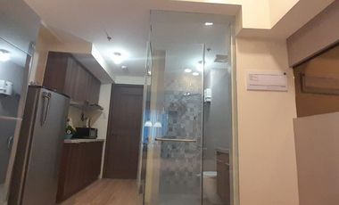 The 1-Bedroom Unit for Sale in Hollywood Suites near Robinsons Place, Manila