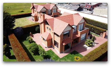 VENDO CASA CAMPESTRE EN CAJICA