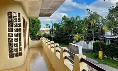 CONTEMPORARY COLONIAL HOUSE & LOT,  8 SPACIOUS BRs, 7 BATH/TOILET, SITUATED AT THE HEART OF VALENCIA, DUMAGUETE, NEGROS ORIENTAL, PHILIPPINES