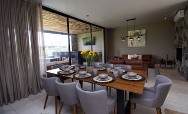Casa con sauna, jacuzzi, jardín, rooftop en venta San Miguel de Allende.