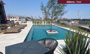 Casa con sauna, jacuzzi, jardín, rooftop en venta San Miguel de Allende.