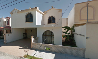Casa en venta en la Colonia Nuestra Señora de Fátima, Saltillo, Coahuila.