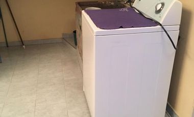 Casa medianera Soacha, tres niveles