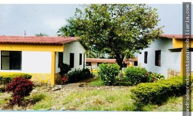 VENDO-PERMUTO HERMOSA FINCA DE RECREO EN CHINAUTA