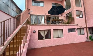 Valparaíso, amplia y hermosa casona con vista abierta al mar. 5D 4B 2E