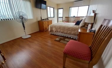 Valparaíso, amplia y hermosa casona con vista abierta al mar. 5D 4B 2E