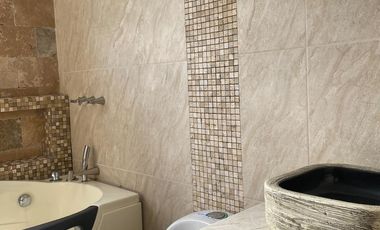 Departamento en venta en Loja frente al colegio Bernardo Valdivieso