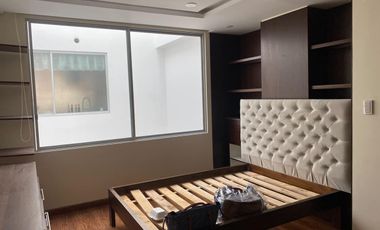 Departamento en venta en Loja frente al colegio Bernardo Valdivieso