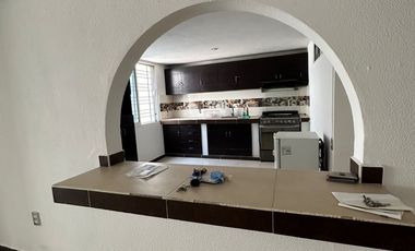 CASA EN VENTA EN LOMAS DE JIUTEPEC